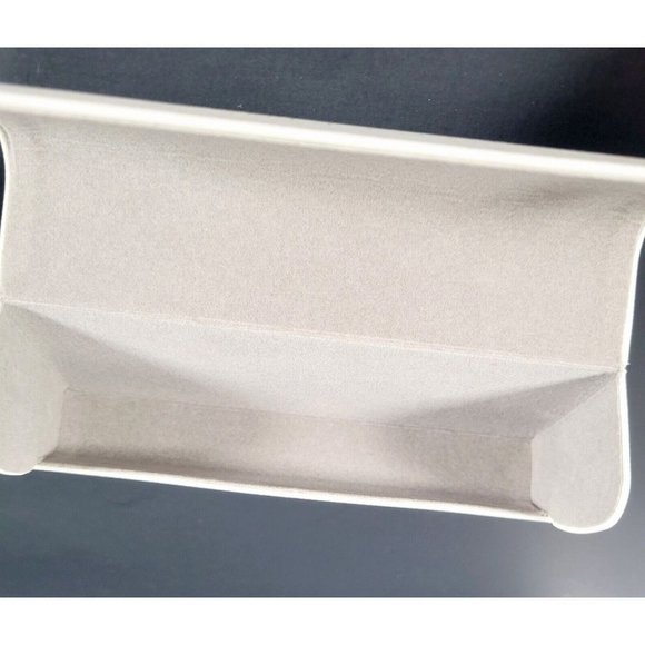 Ann Taylor Off White / Ivory Magnetic Glasses Hard Case | Silver Name Logo - Picture 8 of 12